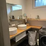 Joli Avec Terrasse La Cigale 6 A 8 Personnes Daire