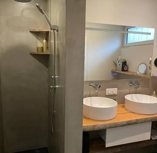Joli Avec Terrasse La Cigale 6 A 8 Personnes アパート *
