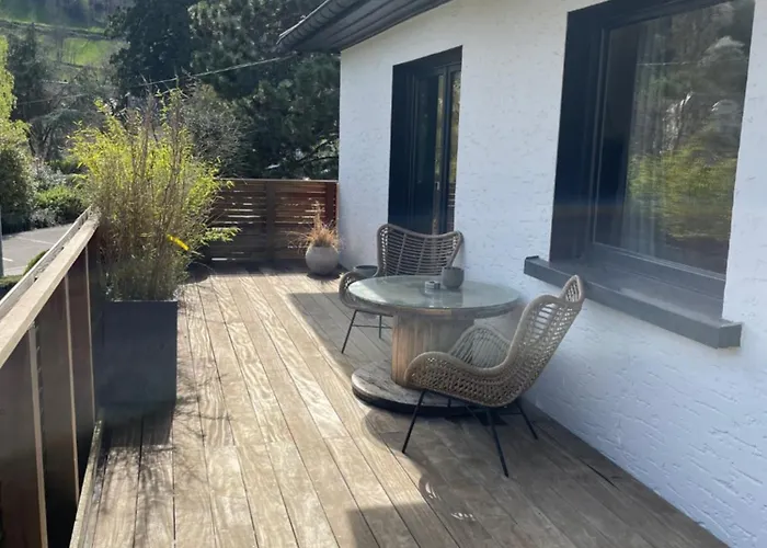Joli Avec Terrasse La Cigale 6 A 8 Personnes